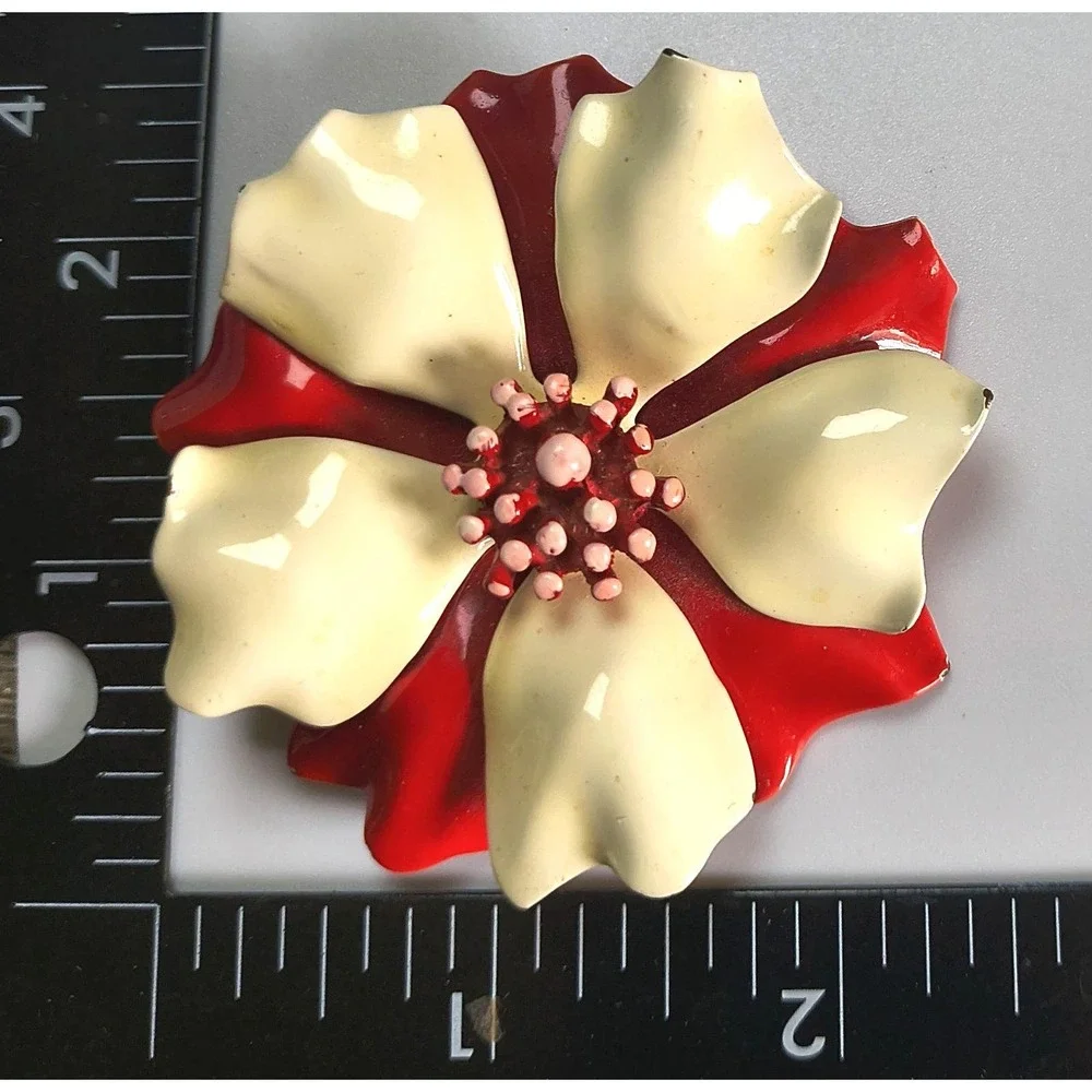 Vintage Enamel Flower Power Mod Pop Art Brooch Red Cream 2 1/2